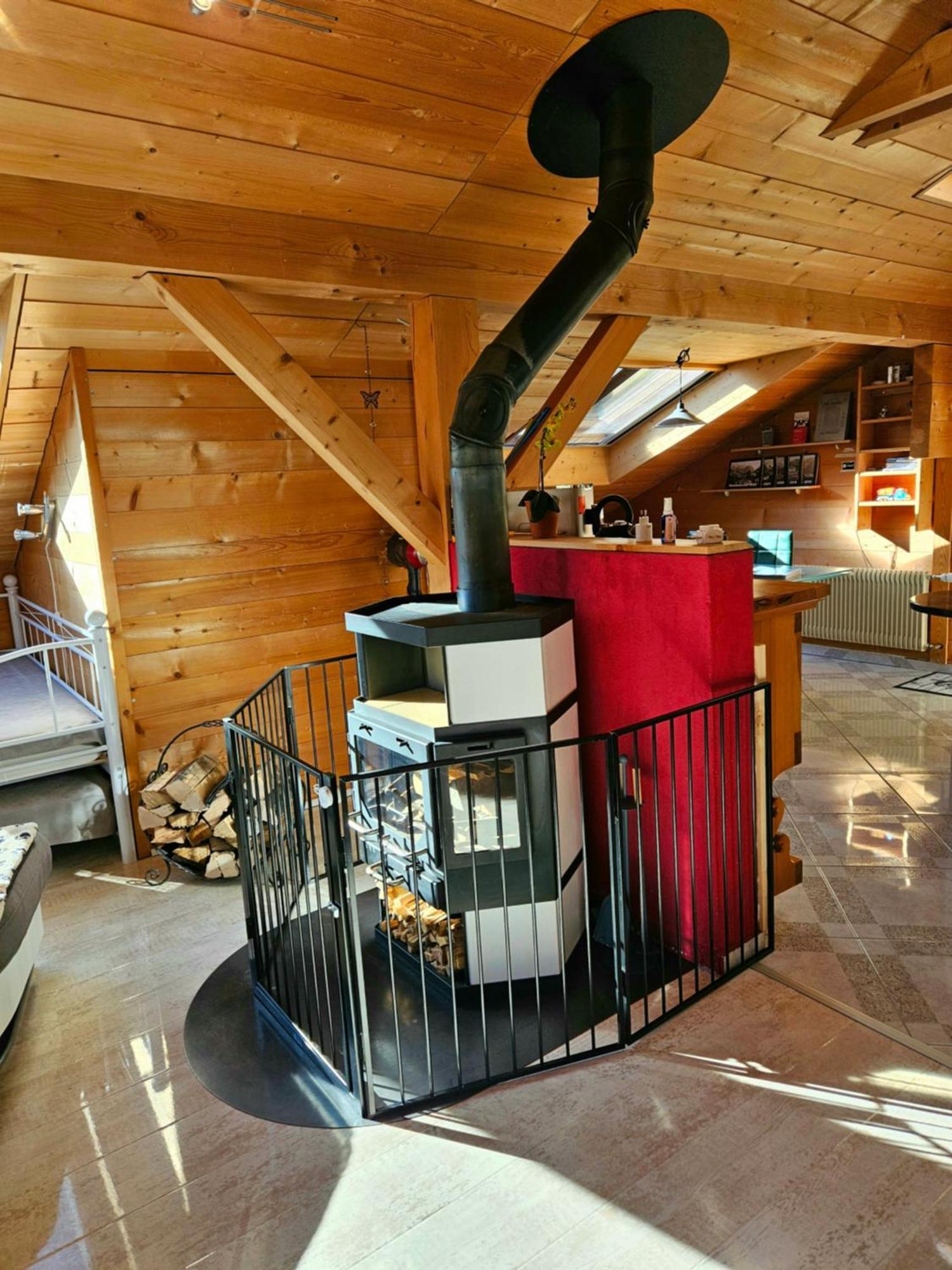Gemuetliche Fewo Mit Sauna Inmitten Der Berge Meiringen Exterior photo